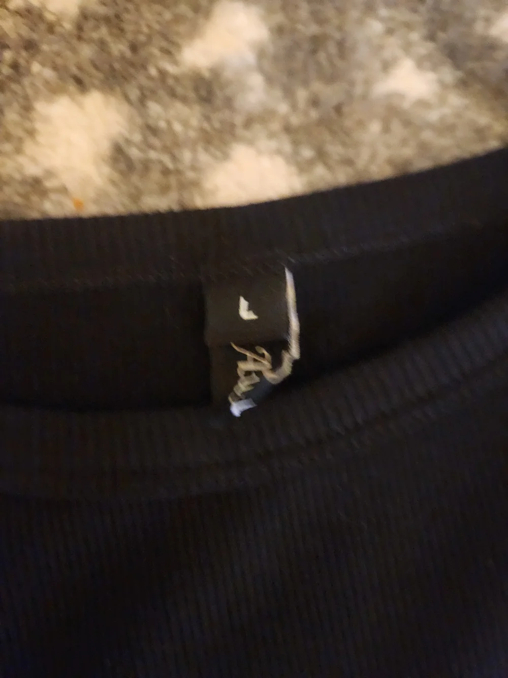 Black Long Sleeve Basic Tee- Thermal - Picture 2 of 2